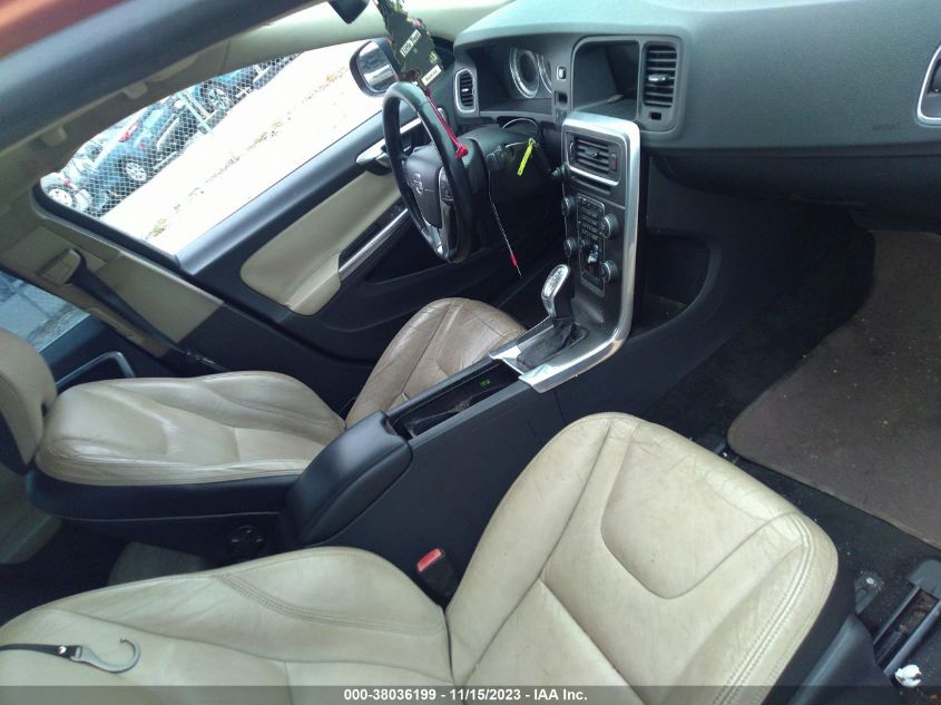 2013 VOLVO S60 T5 - YV1612FS3D2180252