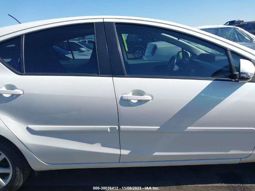 2013 TOYOTA PRIUS C FOUR - JTDKDTB31D1038214