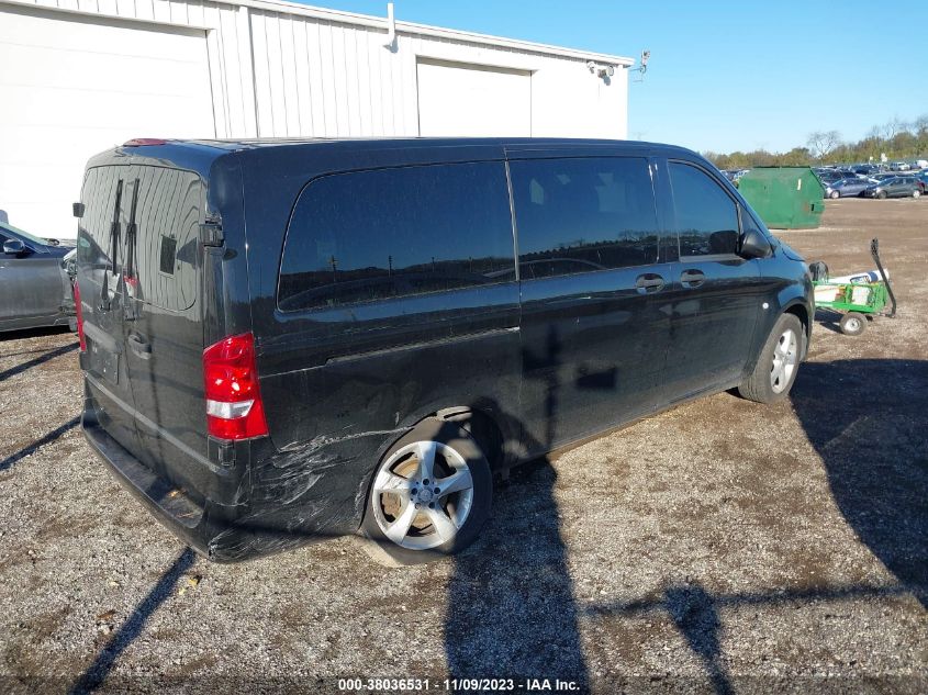 2017 MERCEDES-BENZ METRIS WD4PG2EE1H3333771