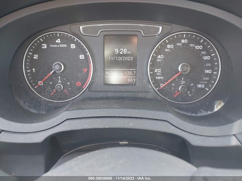 VIN WA1ECCFS7JR025962 2018 AUDI Q3 PREMIUM