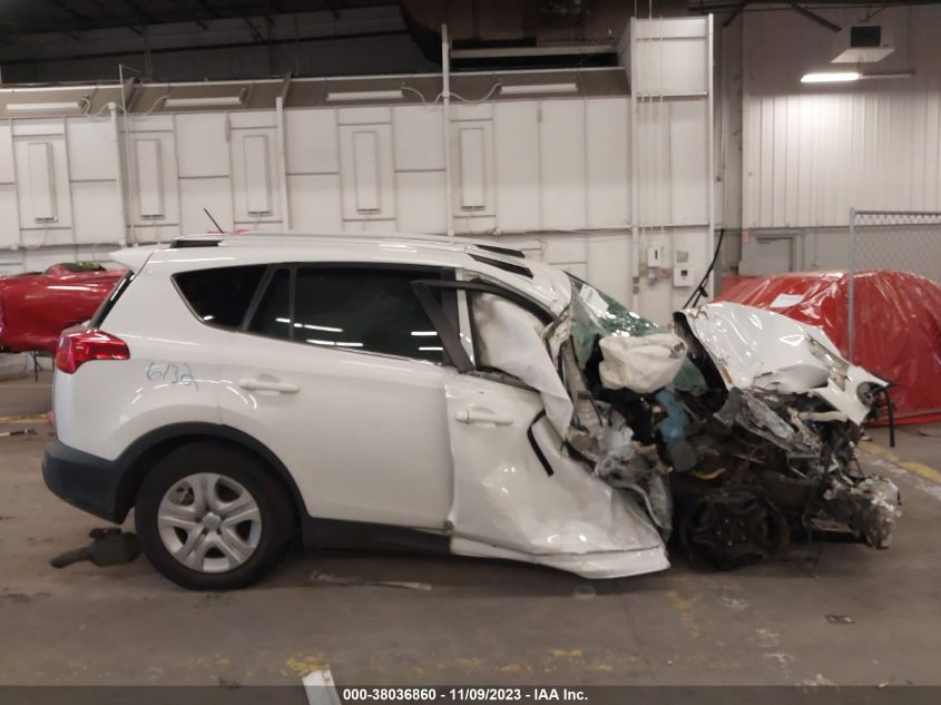 2015 TOYOTA RAV4 LE - JTMBFREV4FJ024322