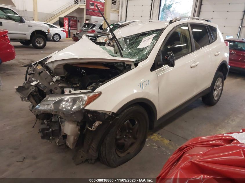 2015 TOYOTA RAV4 LE - JTMBFREV4FJ024322