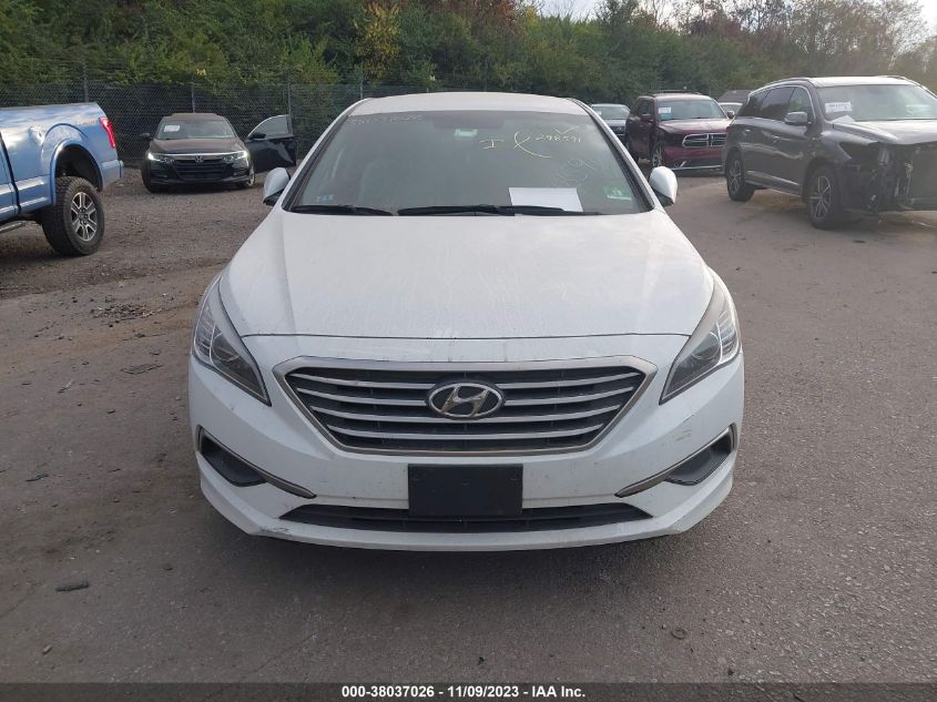 2016 HYUNDAI SONATA 2.4L SE - 5NPE24AF2GH298591