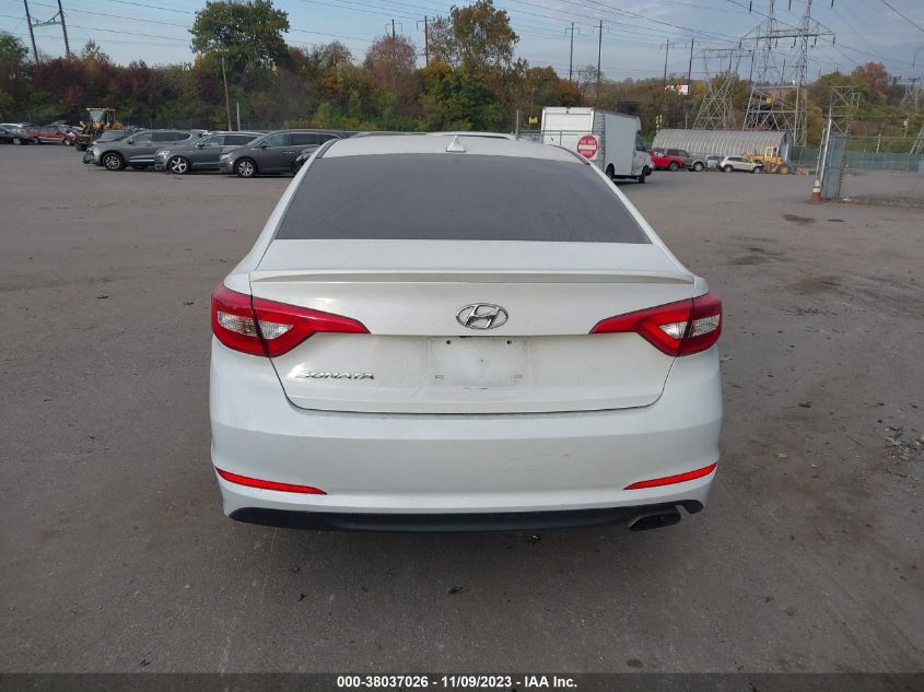 2016 HYUNDAI SONATA 2.4L SE - 5NPE24AF2GH298591