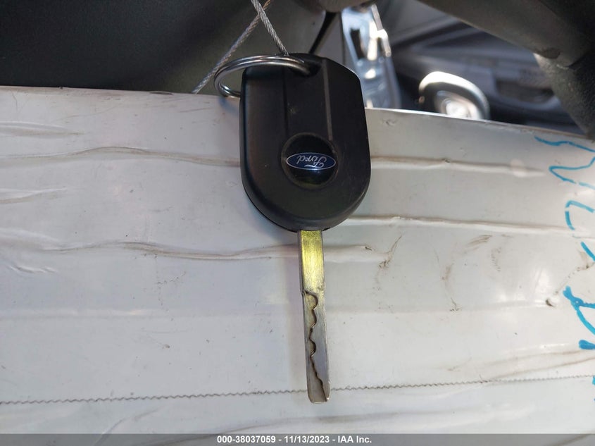 VIN 1FMCU0F72KUC55326 2019 FORD ESCAPE S