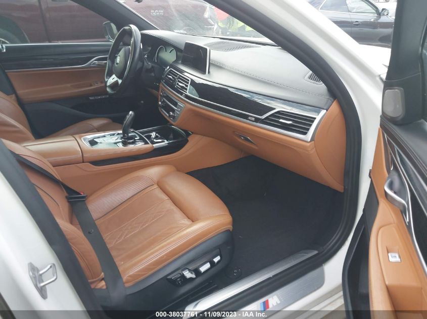 VIN WBA7E2C59JG742065 2018 BMW 7 SERIES 740I