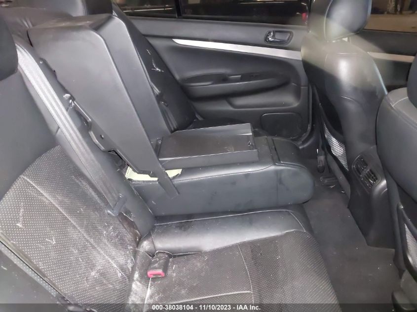 2015 INFINITI Q40 JN1CV6AR7FM524782
