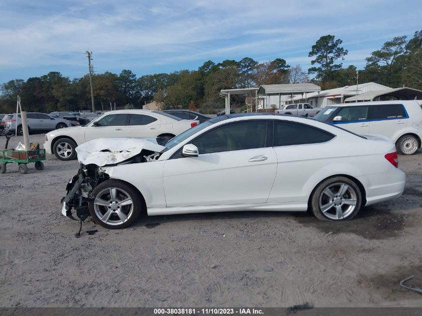 2015 MERCEDES-BENZ C 250 WDDGJ4HB3FG364993