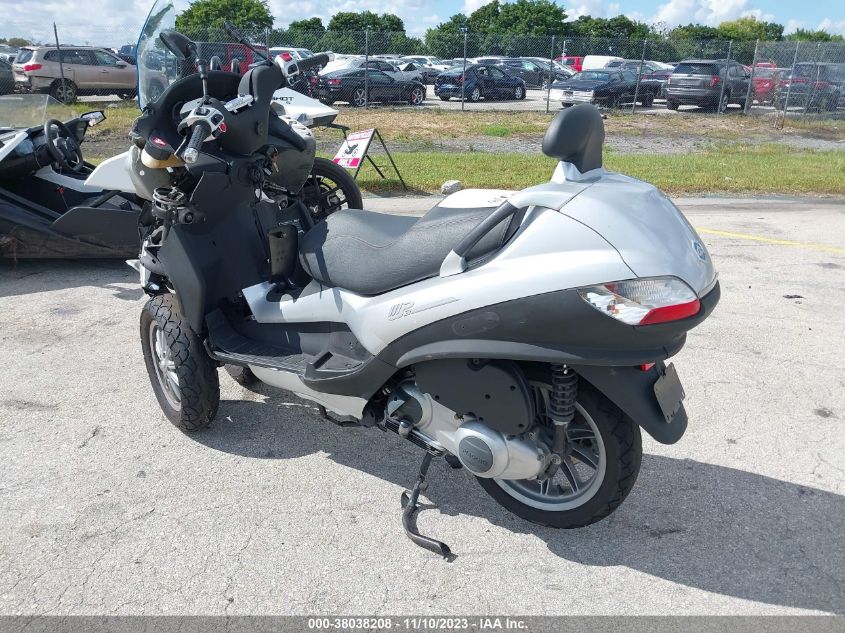 2010 PIAGGIO MP3 250 ZAPM479M4A5004401