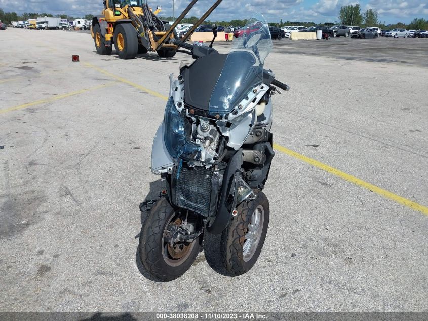 2010 PIAGGIO MP3 250 ZAPM479M4A5004401