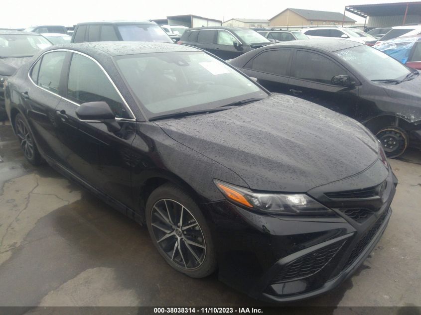 2022 TOYOTA CAMRY SE/SE NIGHT SHADE - 4T1G11AK1NU698485