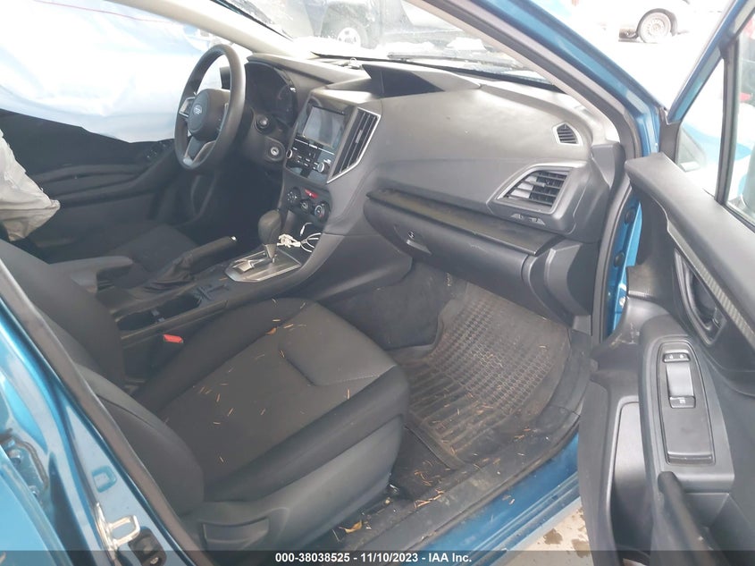 VIN 4S3GKAA67J3611256 2018 SUBARU IMPREZA