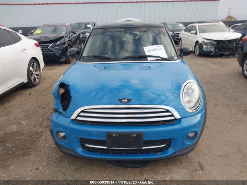 2013 MINI HARDTOP COOPER - WMWSU3C56DT688450