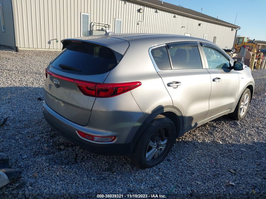 VIN KNDPMCAC1K7608391 2019 KIA SPORTAGE LX