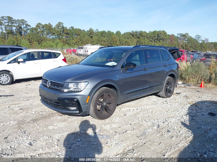 VIN 3VV3B7AX4KM086359 2019 VOLKSWAGEN TIGUAN SE/SEL/SEL R-LINE JET-BLA
