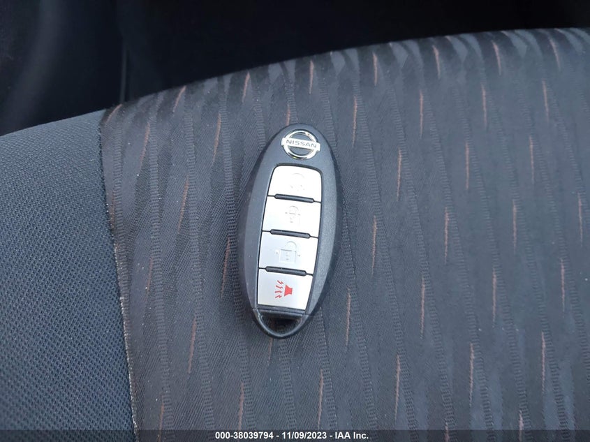 VIN 5N1AT2MV6JC753007 2018 NISSAN ROGUE SV/SL