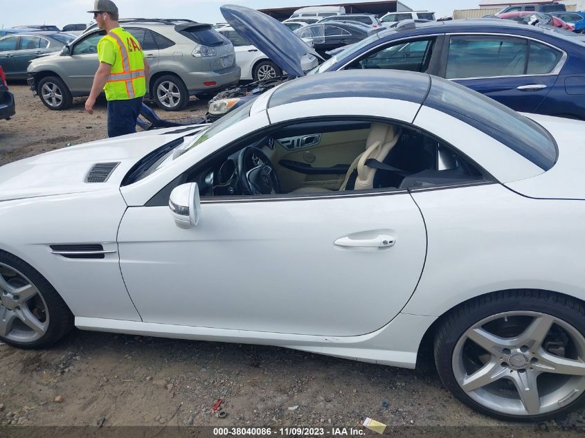 2014 MERCEDES-BENZ SLK 250 - WDDPK4HAXEF077112