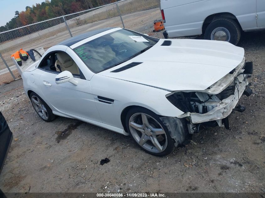 2014 MERCEDES-BENZ SLK 250 - WDDPK4HAXEF077112