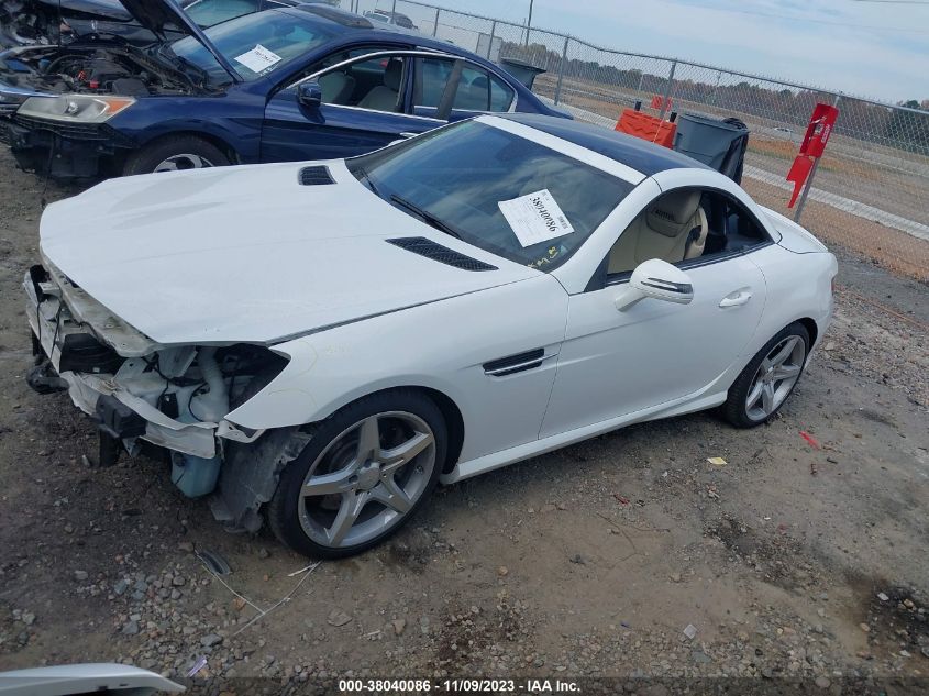 2014 MERCEDES-BENZ SLK 250 - WDDPK4HAXEF077112