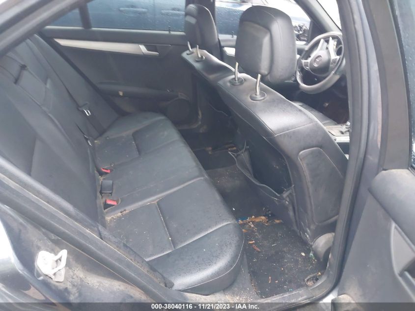 2014 MERCEDES-BENZ C 250 SPORT/LUXURY - WDDGF4HB6EG219091