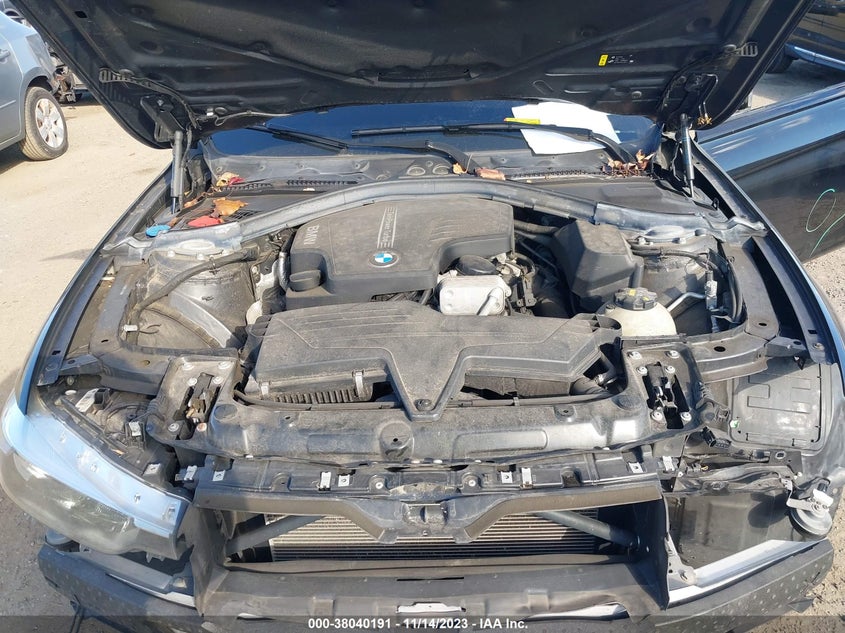 VIN WBA8A3C33HK693148 2017 BMW 320I XDRIVE