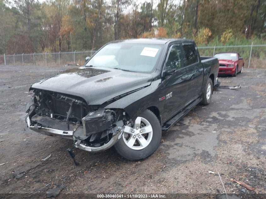 VIN 1C6RR6KM5JS261993 2018 RAM 1500 TRADESMAN  4X2 5\7" BOX