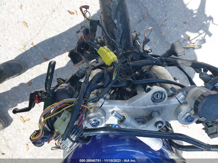 2001 SUZUKI TL1000 R JS1VT52A712101780