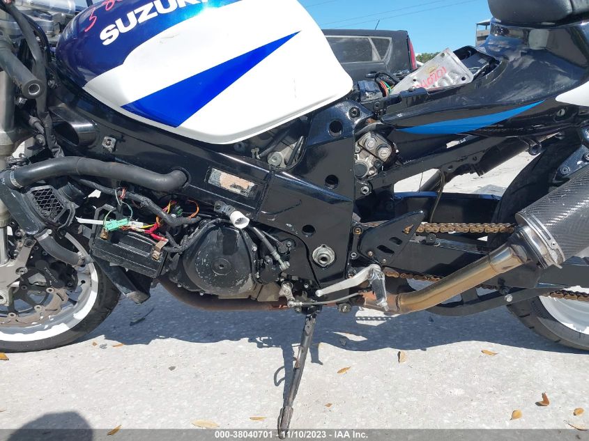 2001 SUZUKI TL1000 R JS1VT52A712101780
