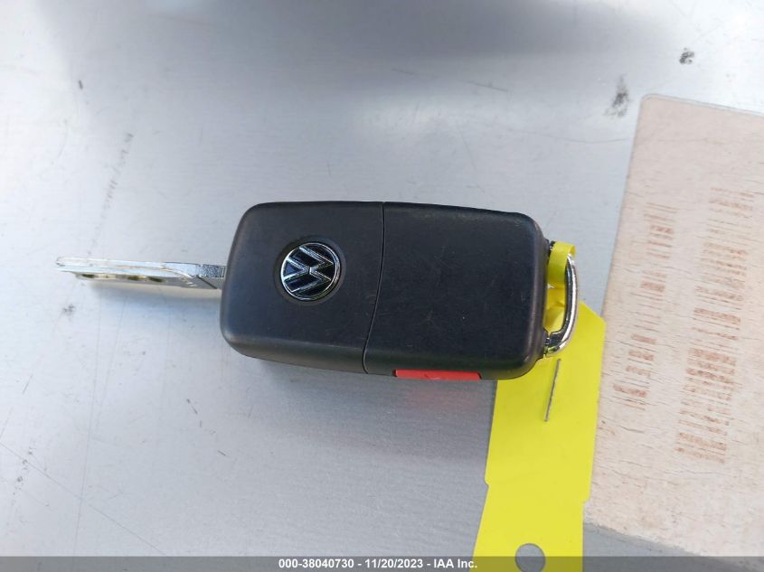 2017 VOLKSWAGEN BEETLE 1.8T FLEET/1.8T S - 3VWF17AT4HM621305