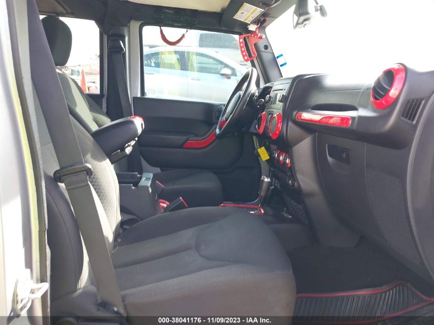 2016 JEEP WRANGLER UNLIMITED SPORT - 1C4HJWDG7GL122440