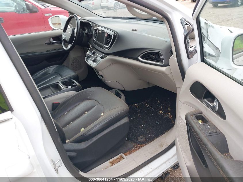 2020 CHRYSLER PACIFICA TOURING L - 2C4RC1BG9LR276380