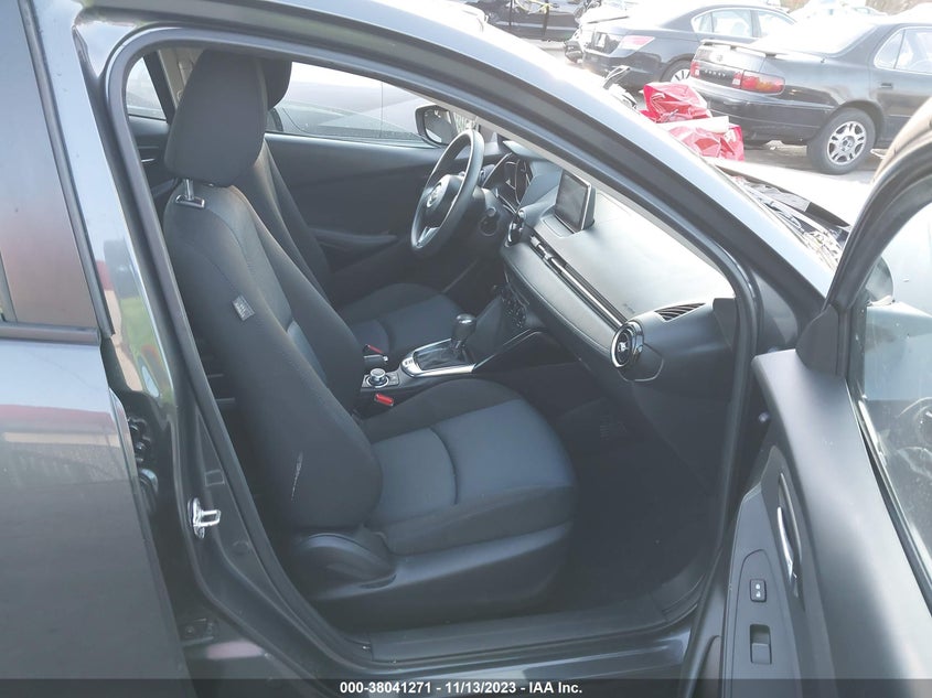 VIN 3MYDLBYV3JY327019 2018 TOYOTA YARIS IA