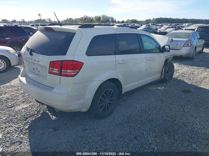 VIN 3C4PDCAB0JT386167 2018 DODGE JOURNEY SE