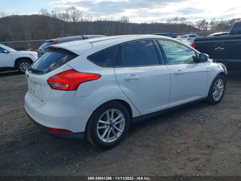 2015 FORD FOCUS SE - 1FADP3K29FL276039