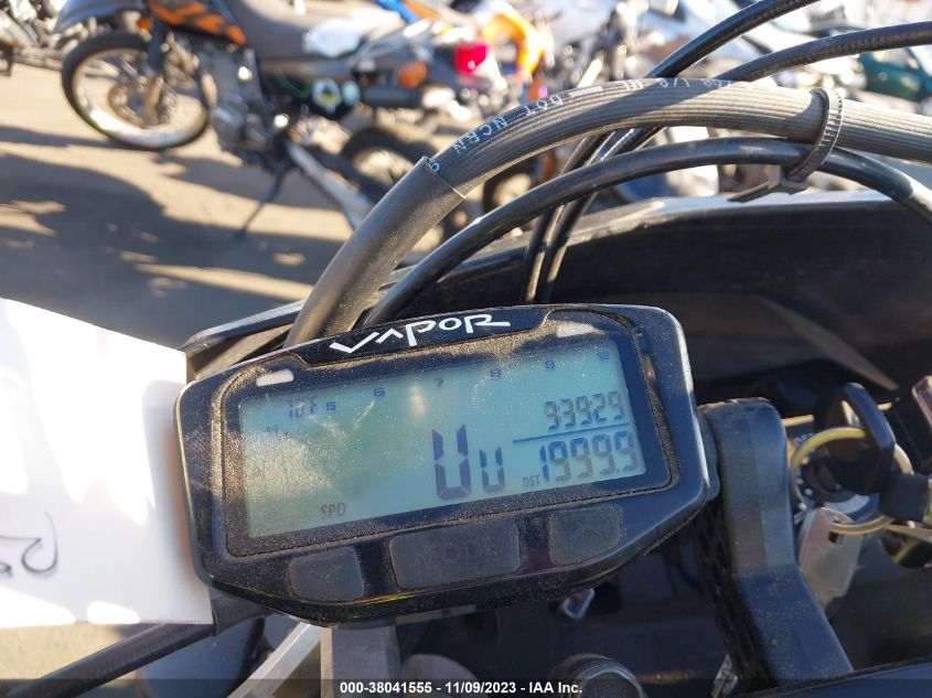 2009 SUZUKI DR650 SE JS1SP46A292101385