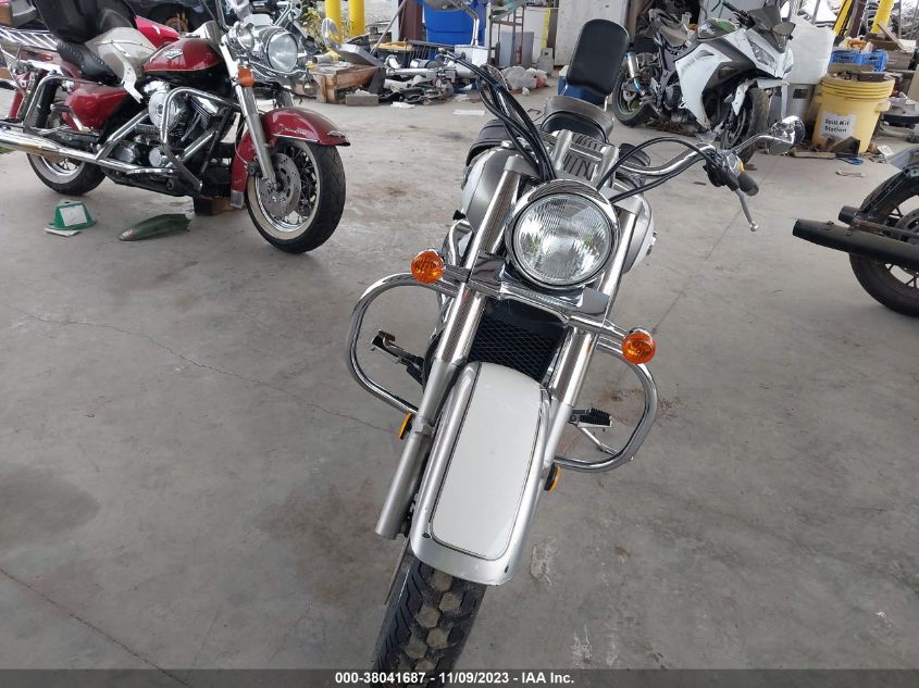 2004 SUZUKI VL800 JS1VS54A842107849