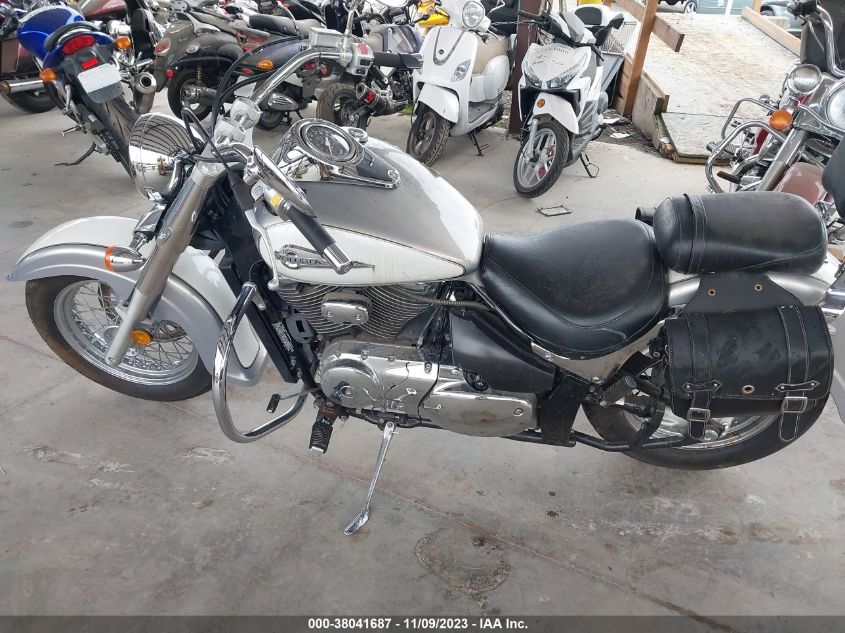 2004 SUZUKI VL800 JS1VS54A842107849