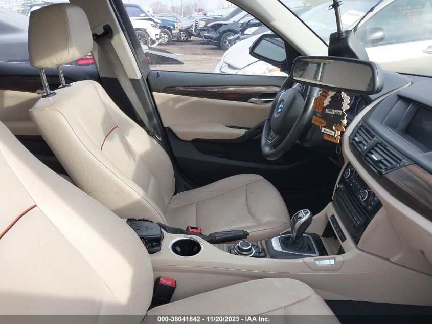 2013 BMW X1 XDRIVE28I - WBAVL1C57DVR90953