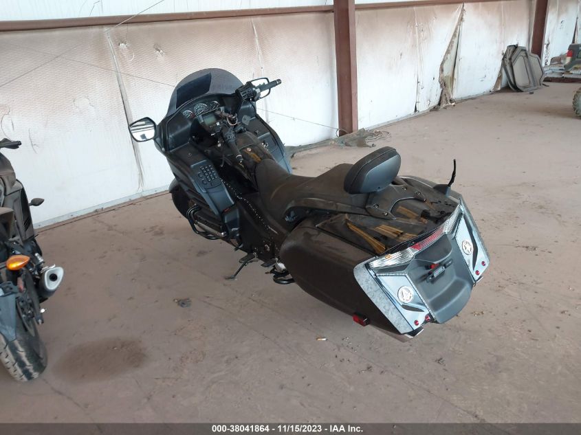 2013 HONDA GL1800 B JH2SC6814DK002108