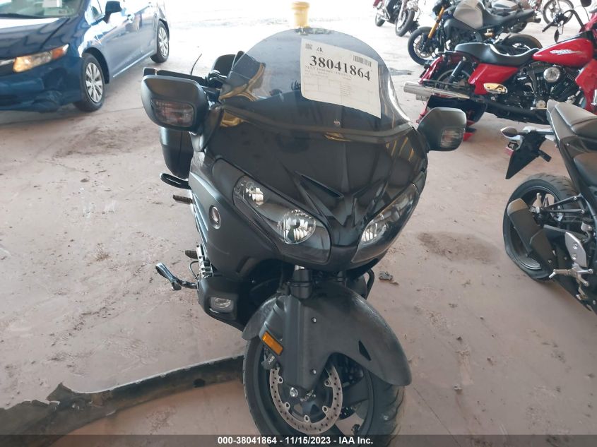 2013 HONDA GL1800 B JH2SC6814DK002108