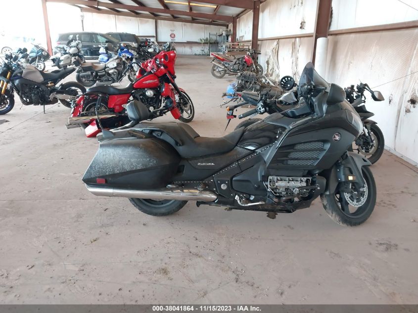 2013 HONDA GL1800 B JH2SC6814DK002108