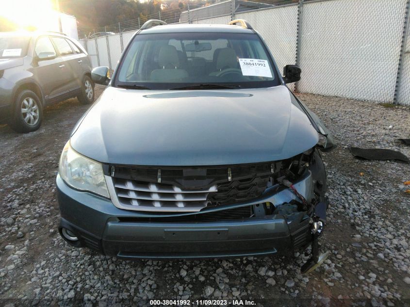 2013 SUBARU FORESTER 2.5X PREMIUM - JF2SHADC1DH400945