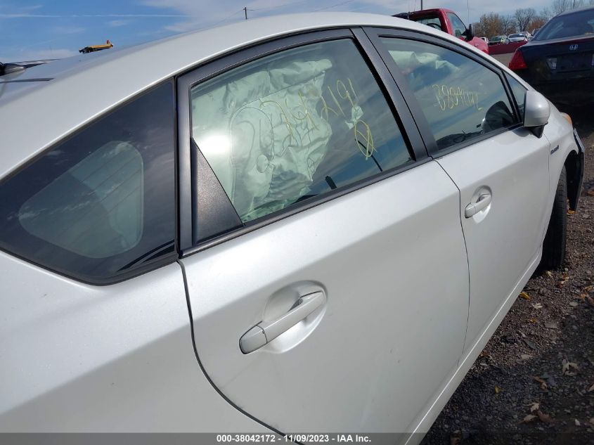 2014 TOYOTA PRIUS TWO - JTDKN3DU1E1742191