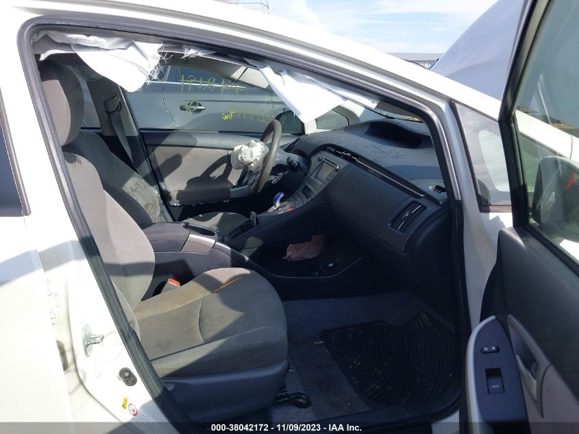 2014 TOYOTA PRIUS TWO - JTDKN3DU1E1742191