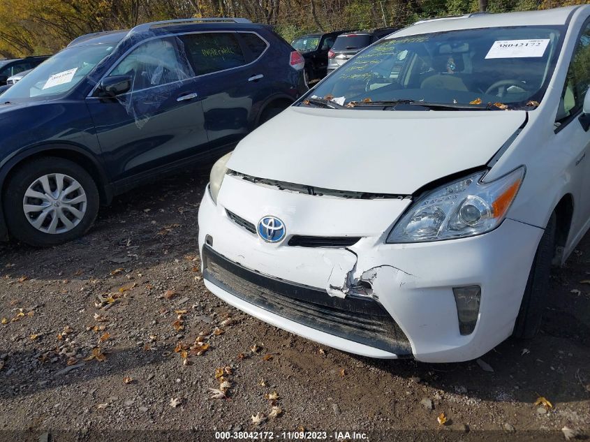 2014 TOYOTA PRIUS TWO - JTDKN3DU1E1742191