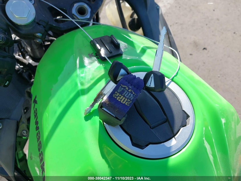 VIN JKAEXKG10LDA63511 2020 KAWASAKI EX400