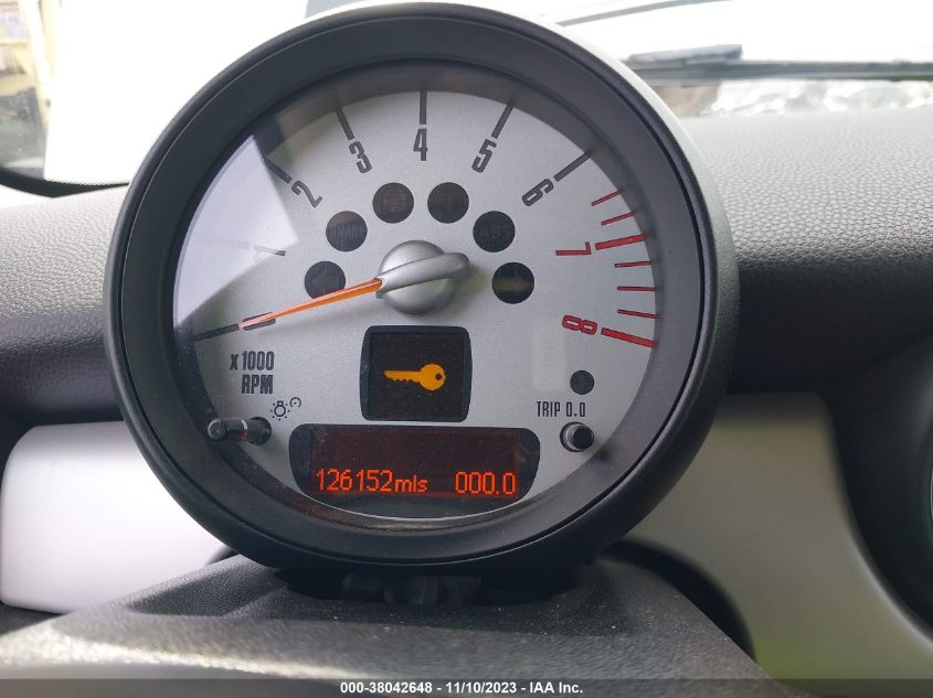 2013 MINI COOPER HARDTOP - WMWSU3C56DT683569
