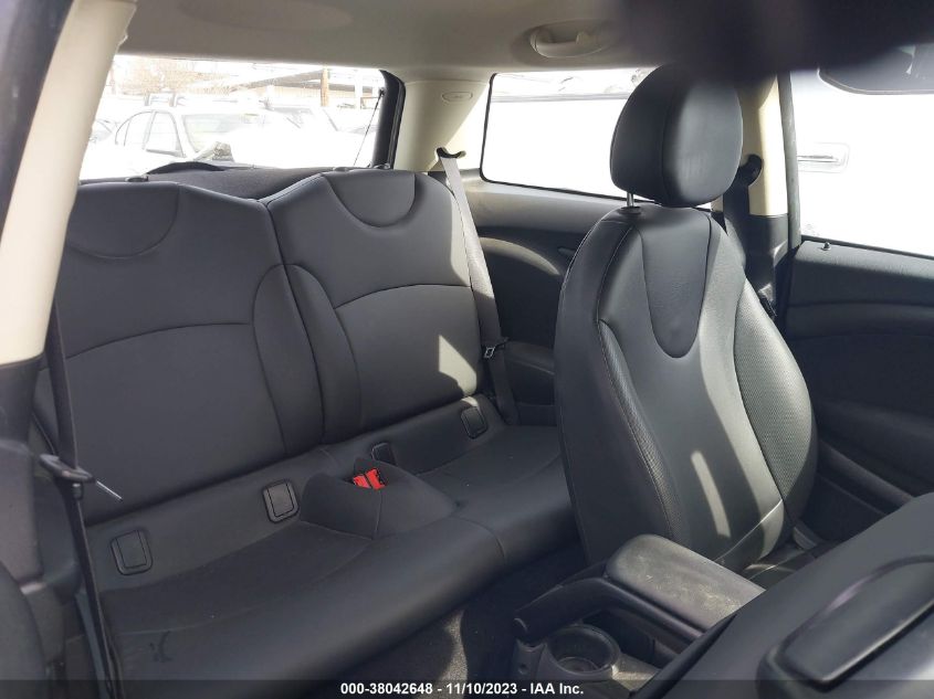 2013 MINI COOPER HARDTOP - WMWSU3C56DT683569