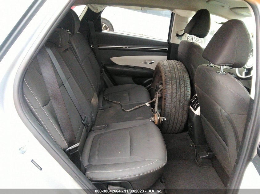 VIN 5NMJBCAE3NH040008 2022 HYUNDAI TUCSON SEL