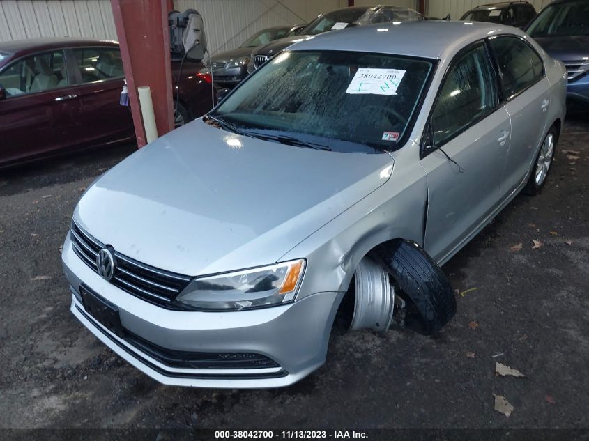 2015 VOLKSWAGEN JETTA SEDAN 1.8T SE - 3VWD17AJ1FM225108